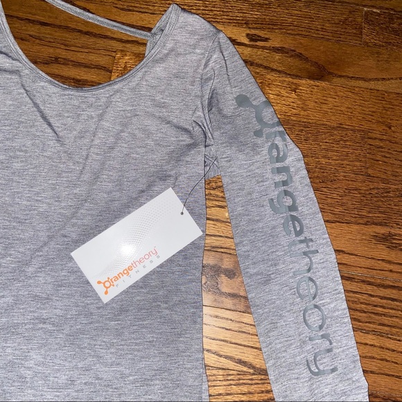 Orangetheory Twist Back Tee! ๐ NWT - Picture 3 of 9